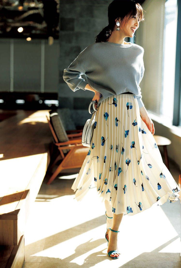 美爆夏日出游的碎花裙就该这样选,碎花裙如何穿得惊艳好看