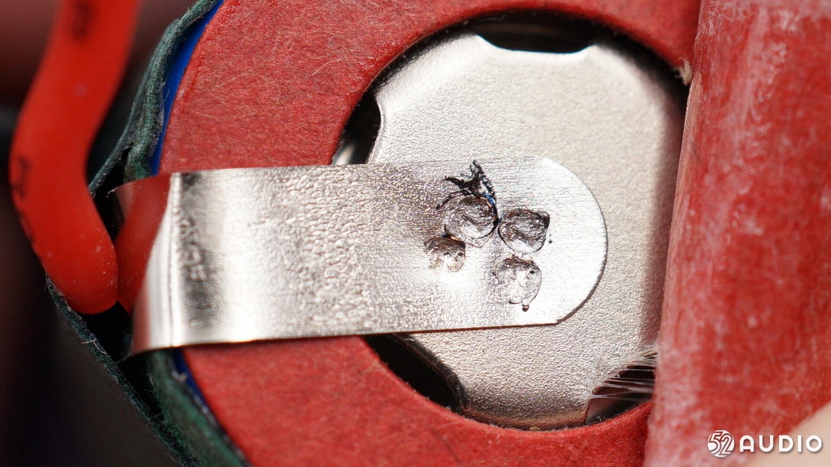 马歇尔EMBERTON蓝牙音箱拆解,便携ai蓝牙音箱拆解