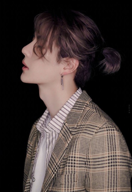 王一博有什么吸引人的,别人眼中的王一博是什么样的