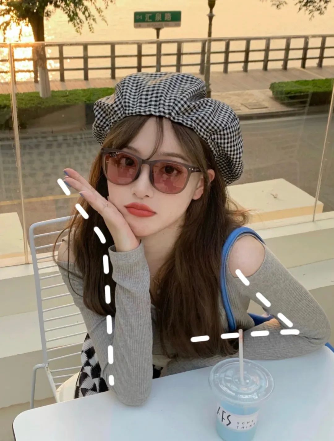 女生都是用美颜相机拍照吗,女生用美颜拍照好看吗