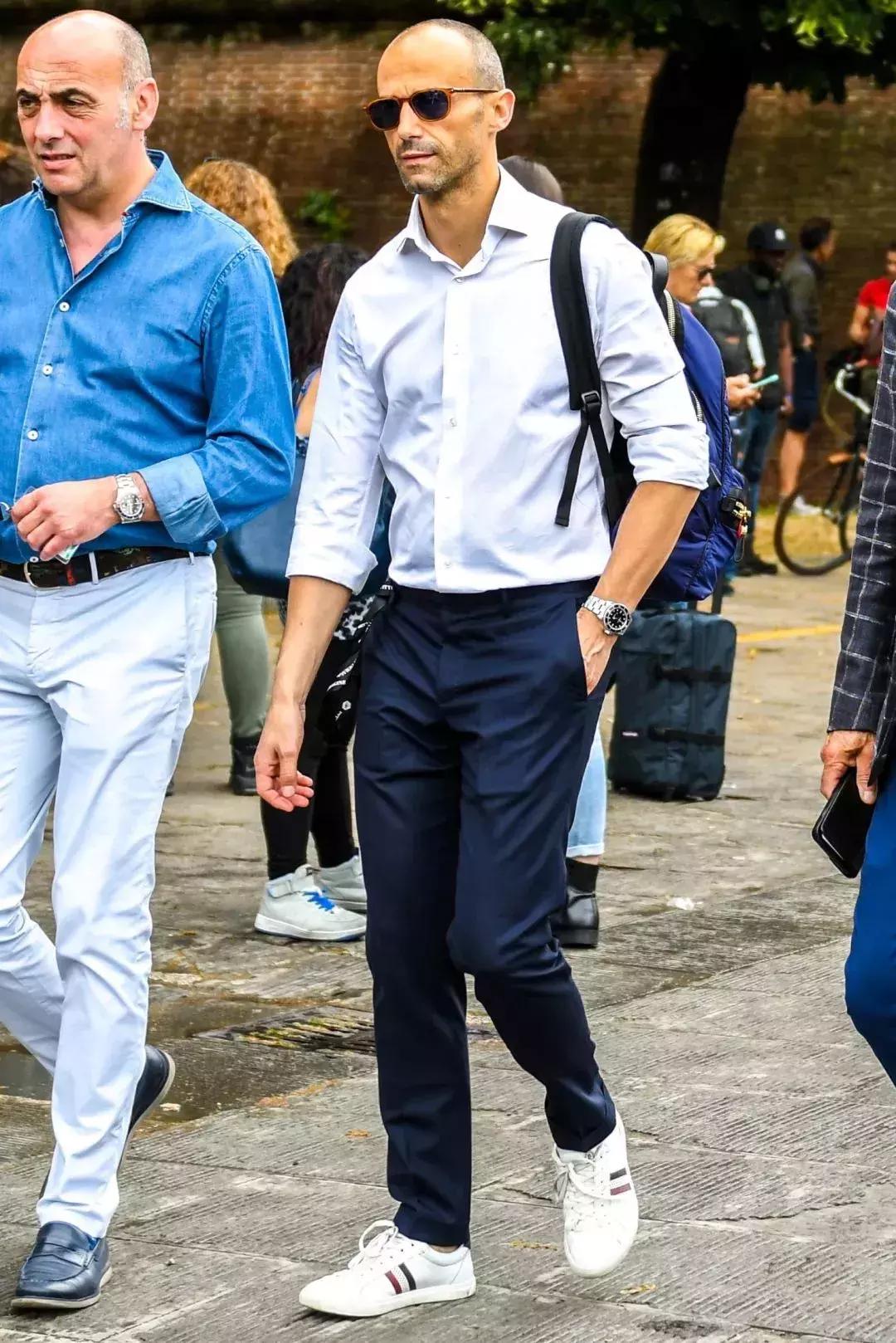 很少有人会懂衬衫的魅力,衬衫给人一种干练率性的印象