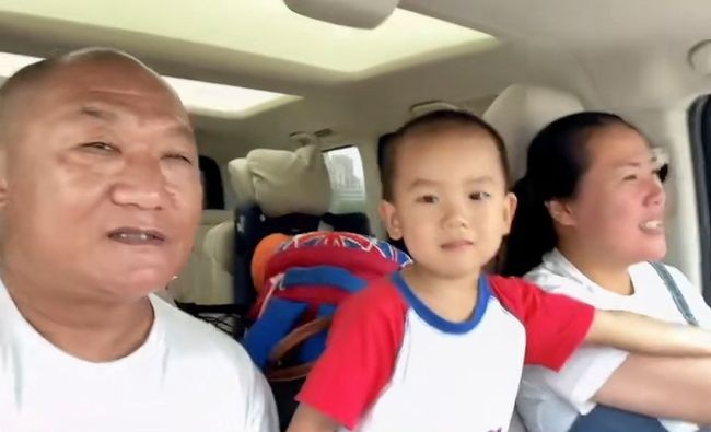 谢东侯耀华对比照,侯耀华谢东什么关系