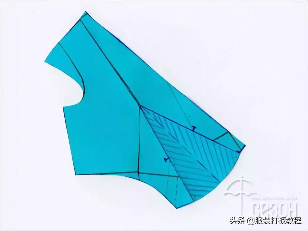 时尚连衣裙的裁剪制作视频,蝴蝶结连衣裙设计图