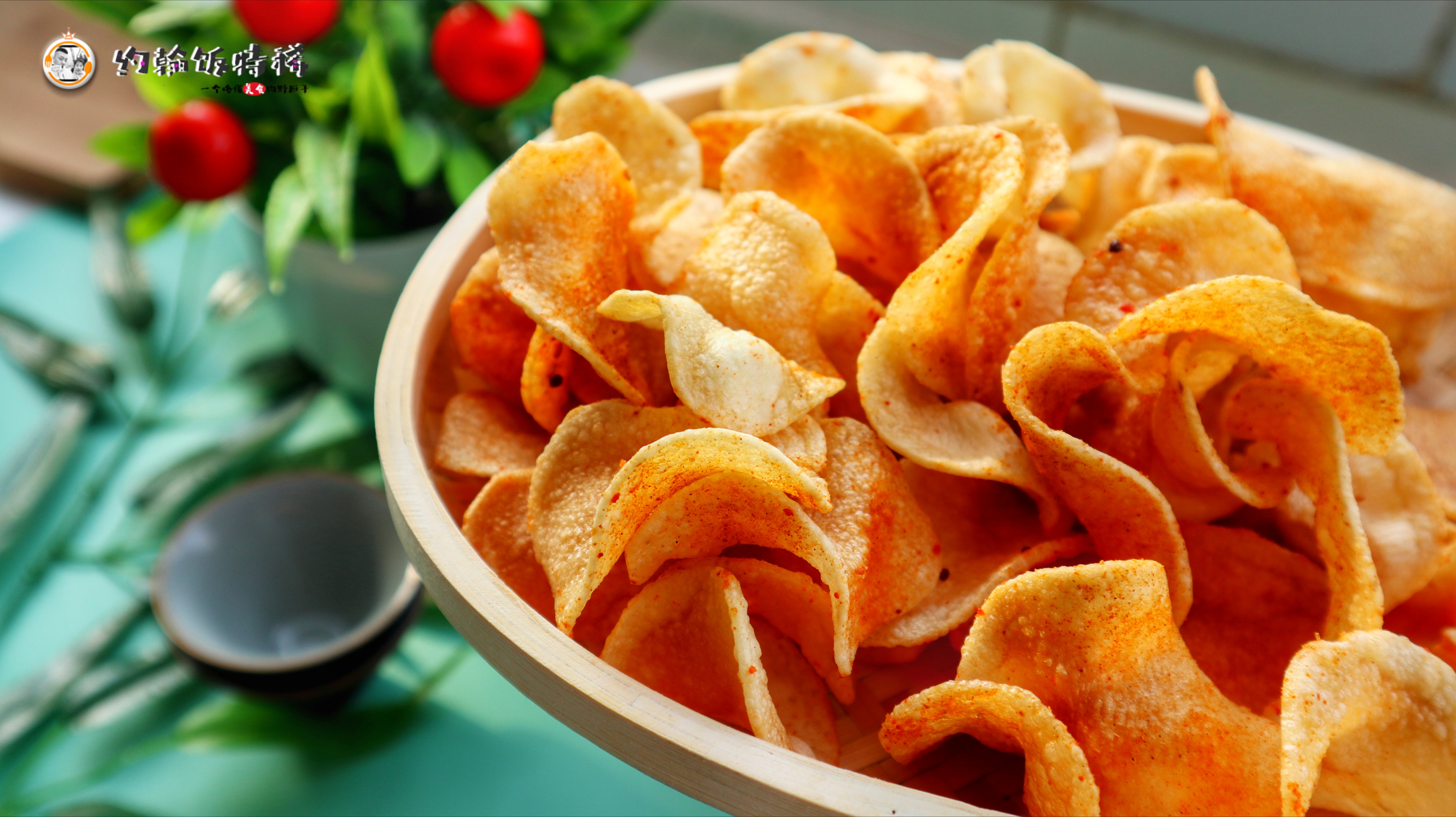 土豆怎么炸薯片简单又香脆,土豆薯片怎么炸才能又酥又脆