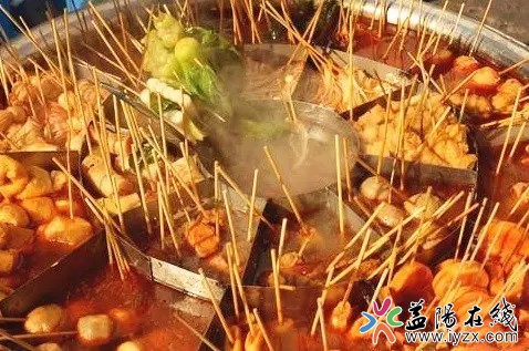 湖南老益阳麻辣烫又香又好吃,麻辣烫吃的是情怀