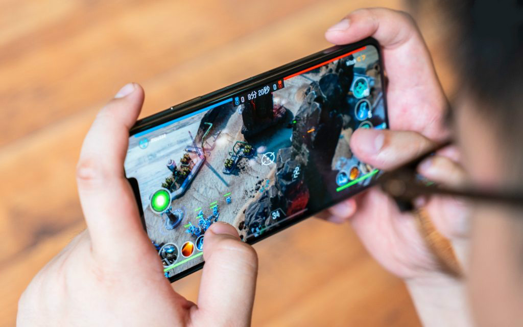 为什么苹果手机这么贵,苹果手机在国内为什么这么贵