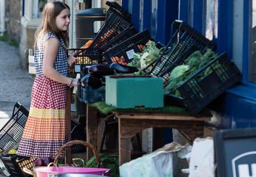 “宜家女”刷屏,这位首富所创品牌躺枪!为什么富豪爱穿优衣库?