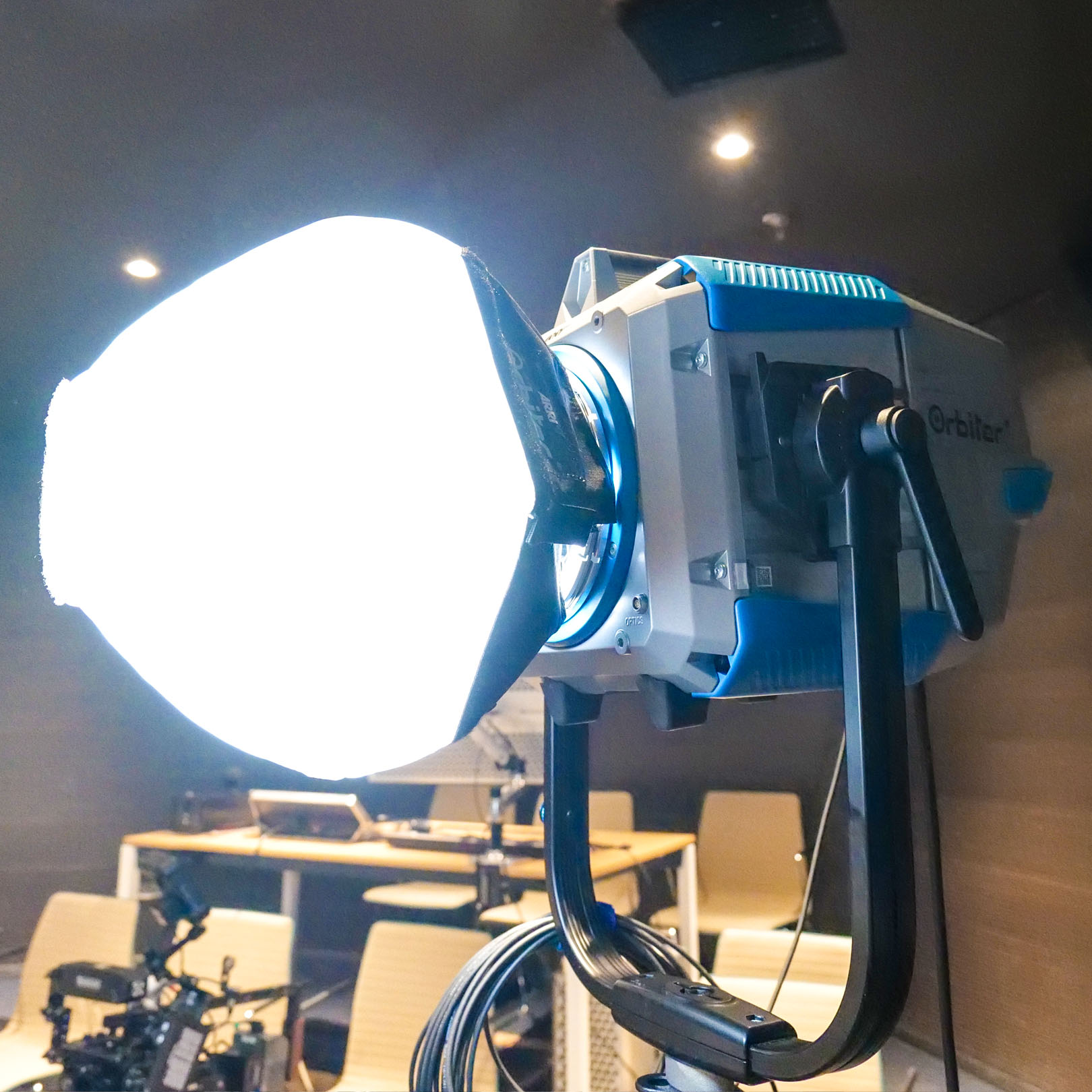 arri灯,arri钨丝灯