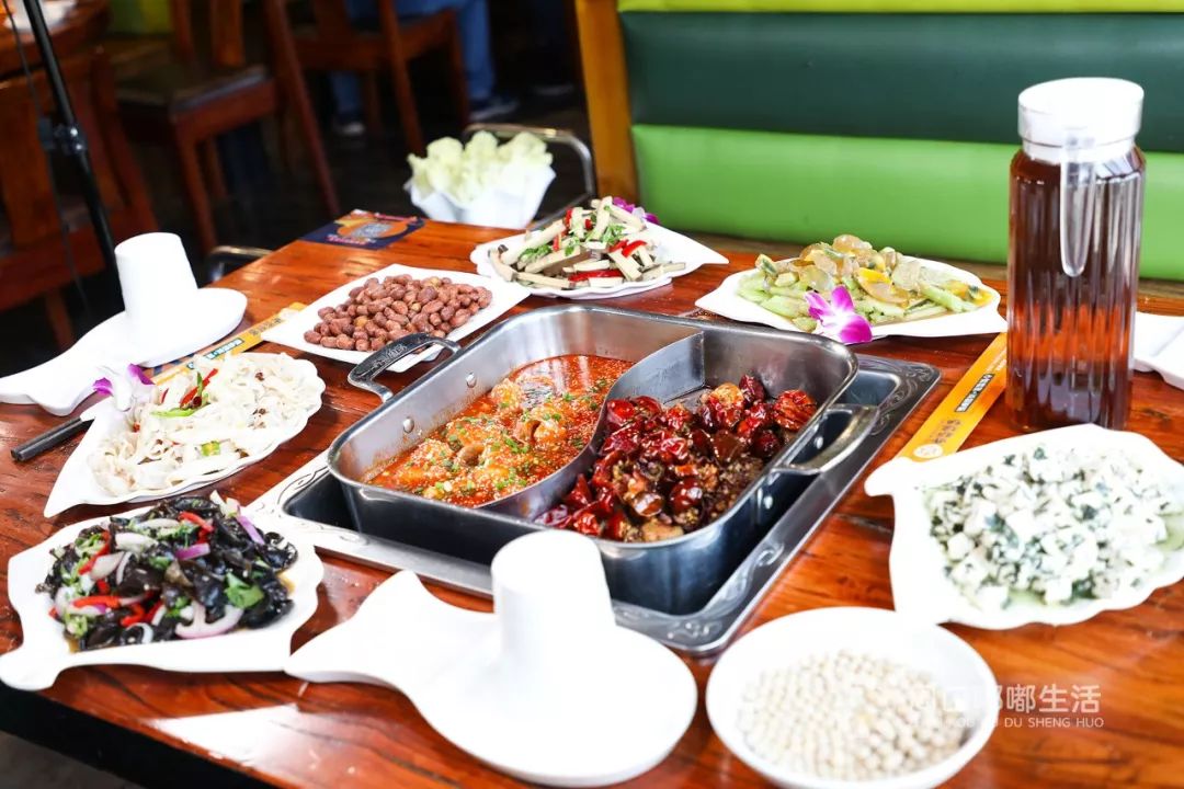你吃过这家鱼火锅没,一口就上瘾的鱼火锅