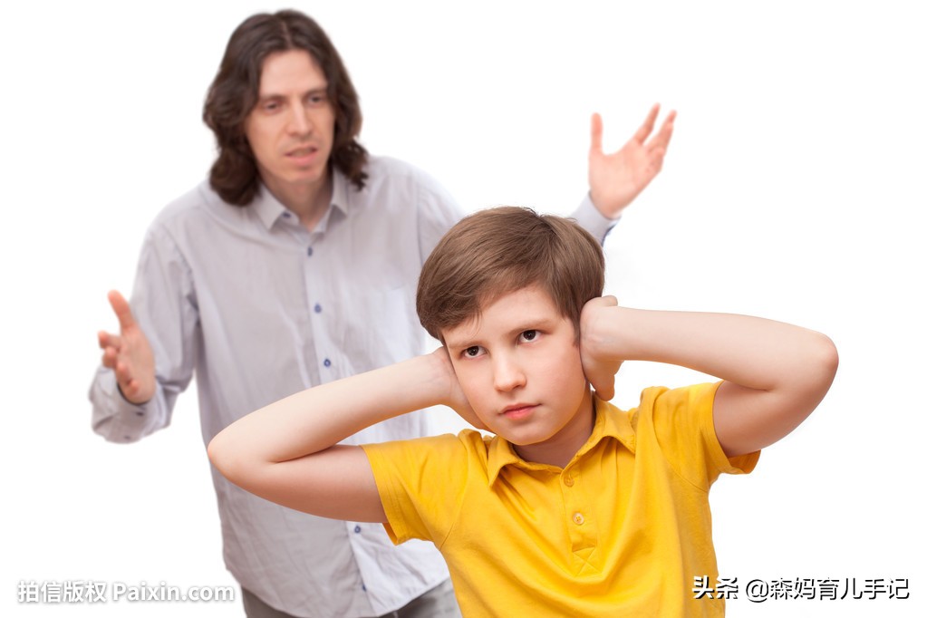 十四岁男孩叛逆家长应该怎样教导,14岁儿子叛逆到打我我该怎么办