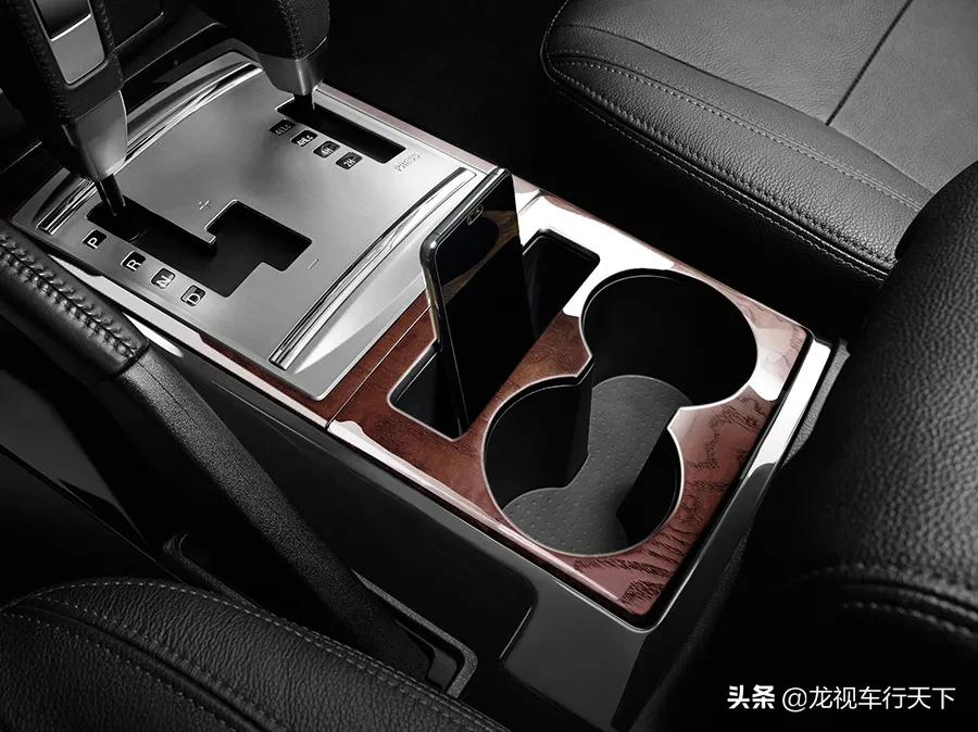 缸多排量小还是缸少排量大好,缸数多的发动机