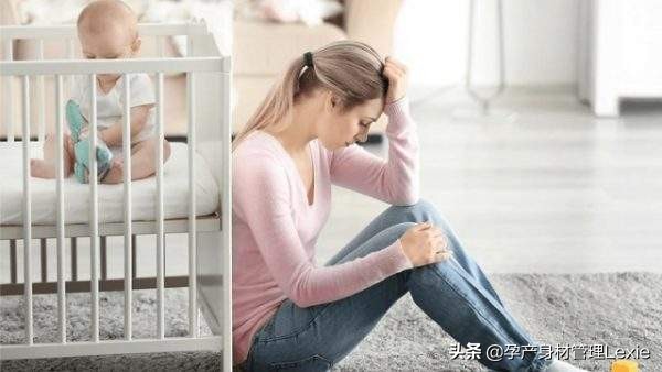 产后女性为什么会出现抑郁,产后女人暴躁易怒是什么病