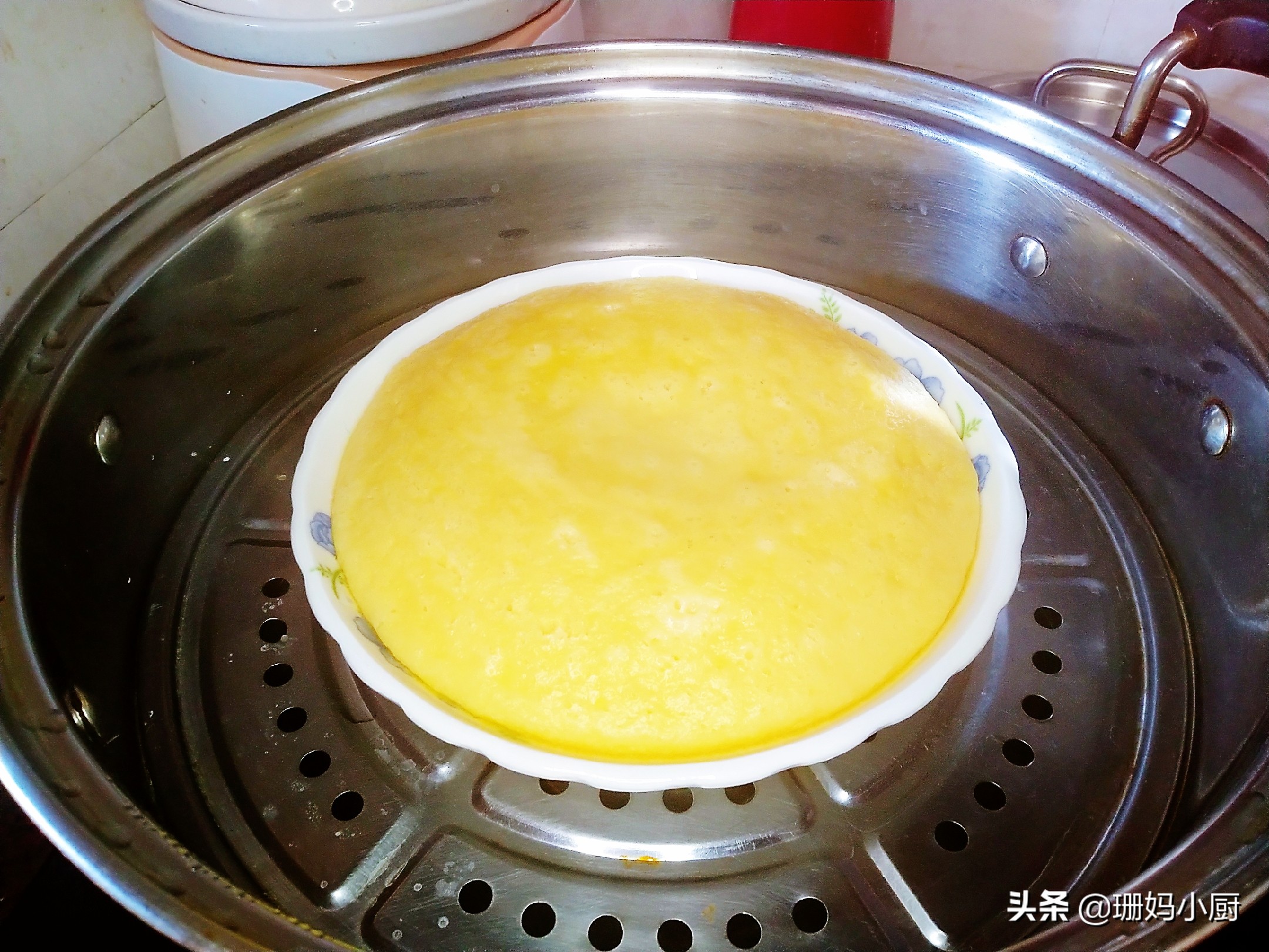 何炅教做酸奶蛋糕用什么面粉,何炅同款自制小蛋糕