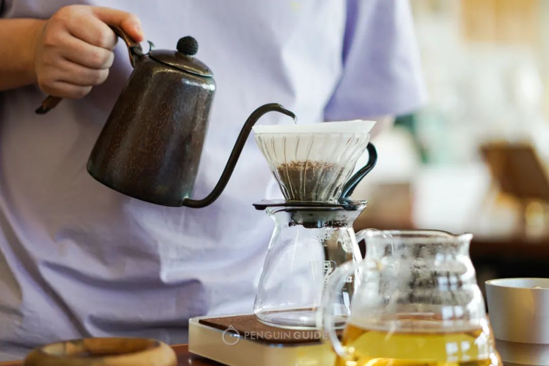 去长沙不为别的就想听茶颜悦色,去长沙点哪个茶颜悦色