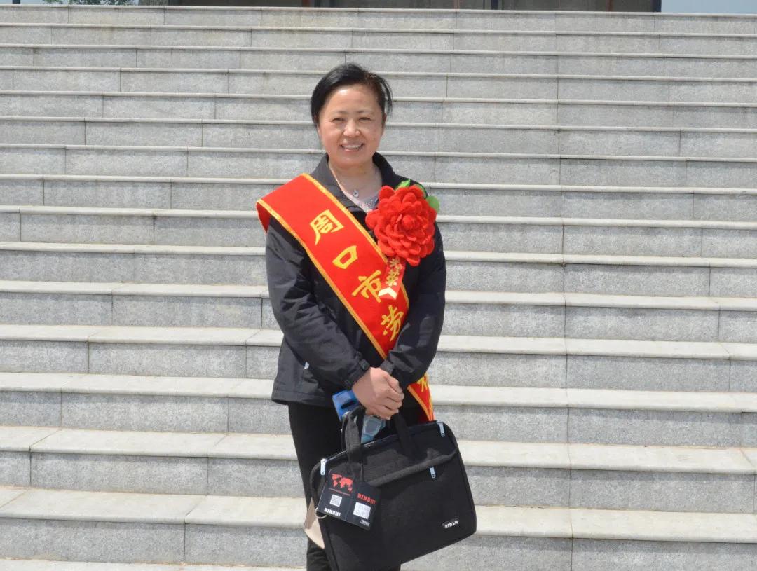 鹿邑真源医院妇产科主任陈绍英荣获周口市五一劳动模范称号