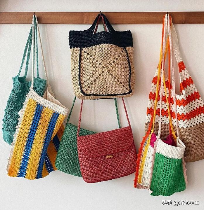 简单漂亮的小包包钩针教程,韩国钩针钩桌布花样教程