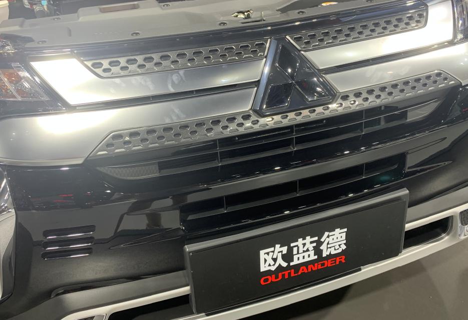 2022款全新欧蓝德2.5升四驱,21款欧蓝德两驱畅享5座