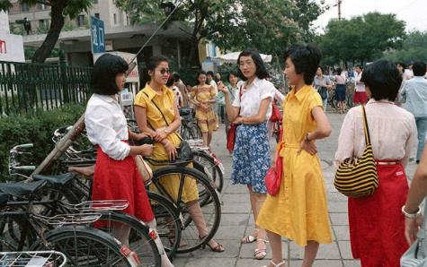 女生老是觉得自己丑咋办,如果女生觉得自己长得丑怎么办