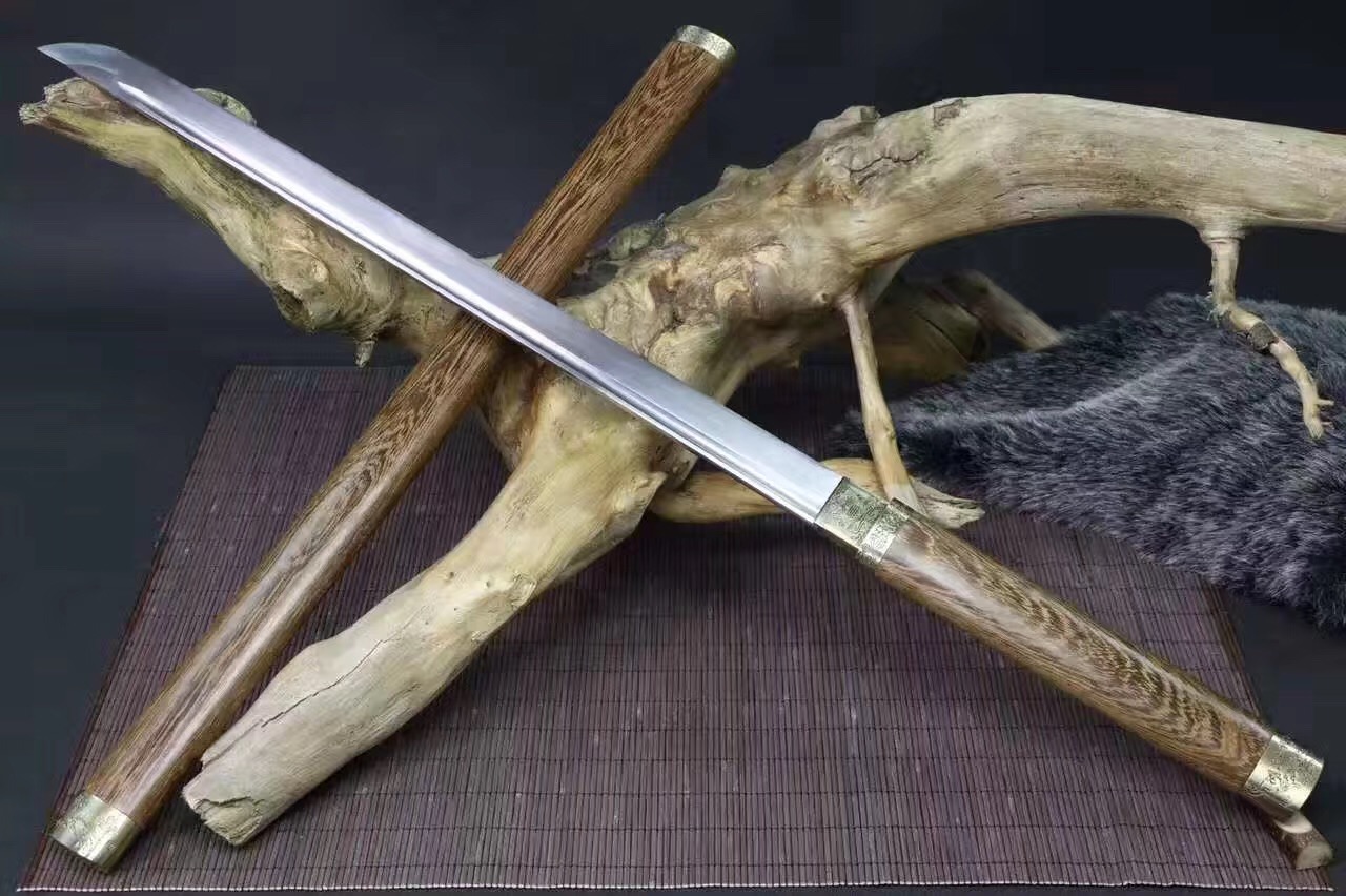 百炼钢花纹钢高锰钢的区别,百炼钢和千层钢的区别