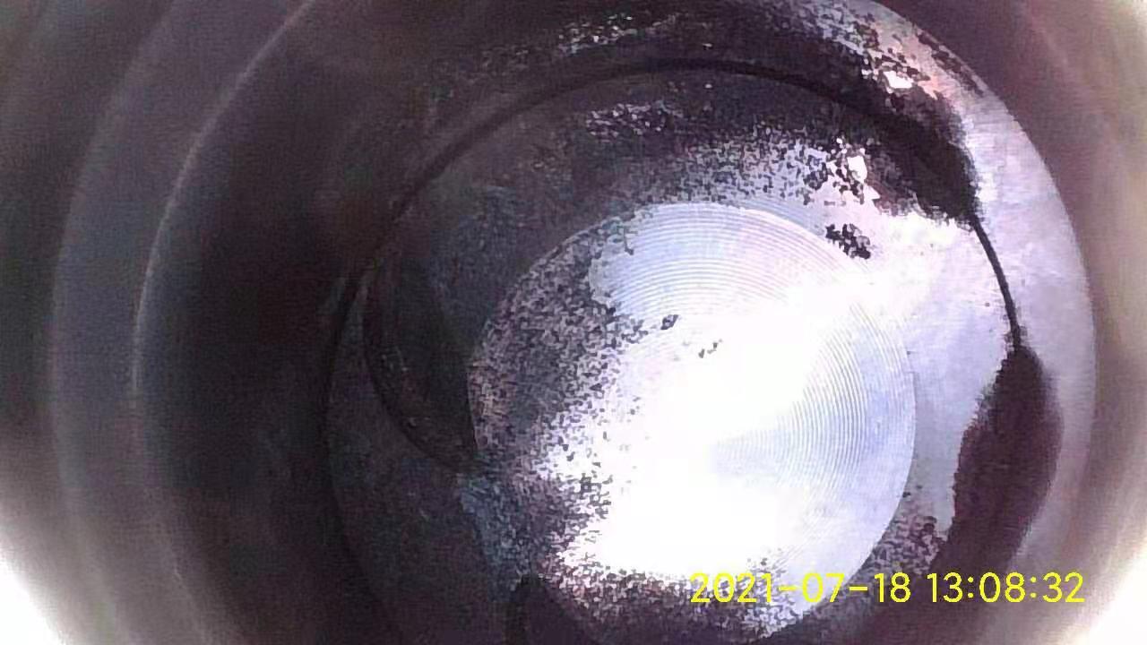 奥迪a6l怠速低车身抖动什么原因,奥迪a4l怠速间歇性抖动正常吗