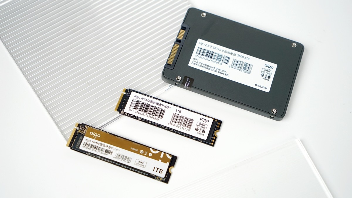 2023拯救者r9000p固态硬盘选择,固态硬盘选择ide和ahci模式区别