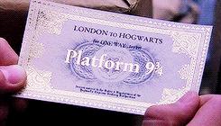 火车站是stop还是station,station和stop火车站的区别