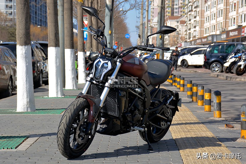 2023年贝纳利502新款图片,贝纳利502c改杜卡迪大魔鬼排气