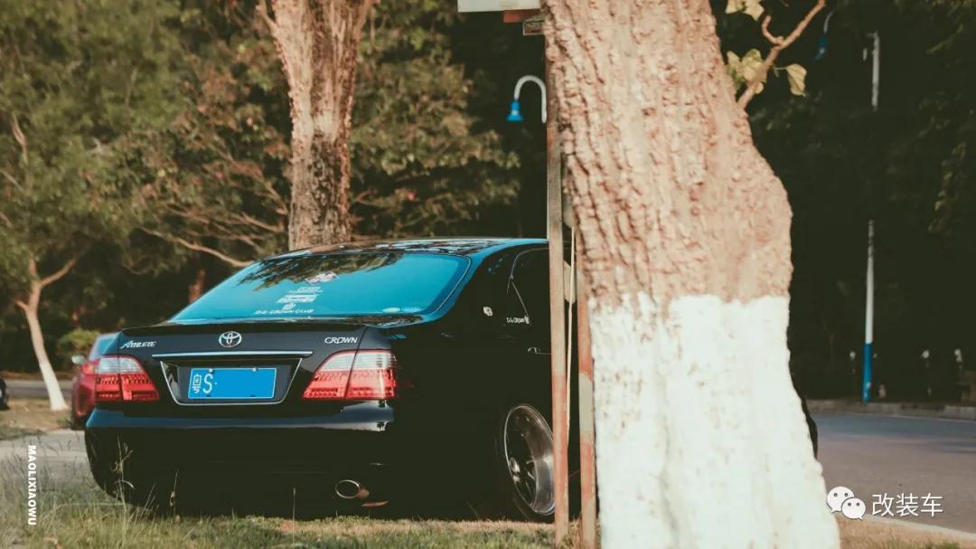 12代皇冠质感相当于现在的什么,最经典一款12代皇冠