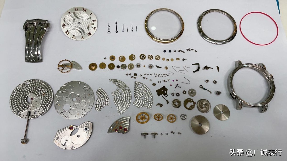 艾美匠心手表五针同轴,艾美匠心方轮腕表