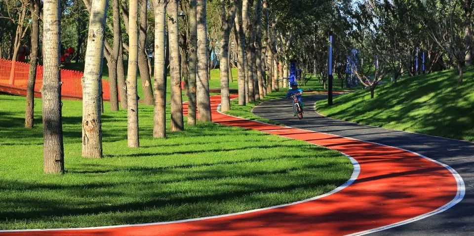 世界上最危险的跑道,世界上最舒服的跑道