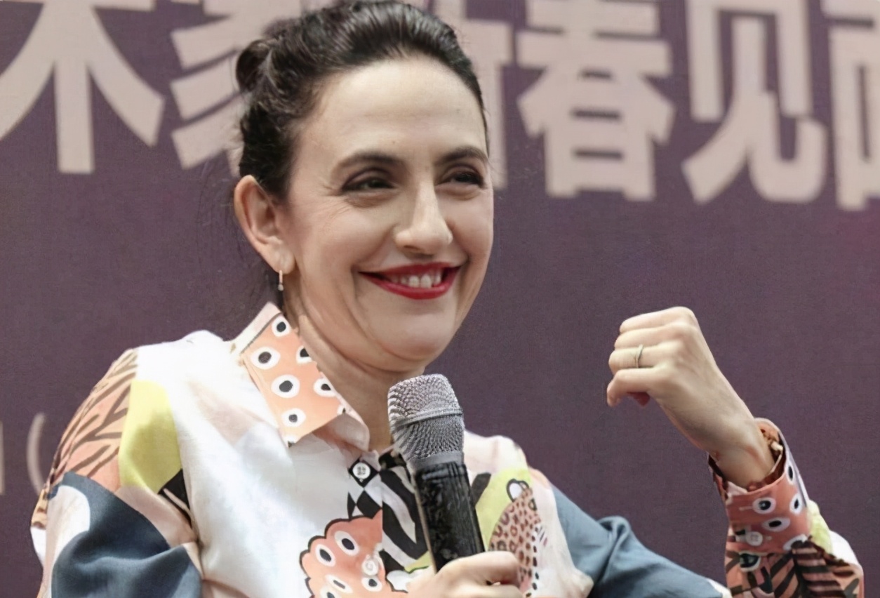 刘烨和撒贝宁老婆,洋媳妇产前产后判若两人