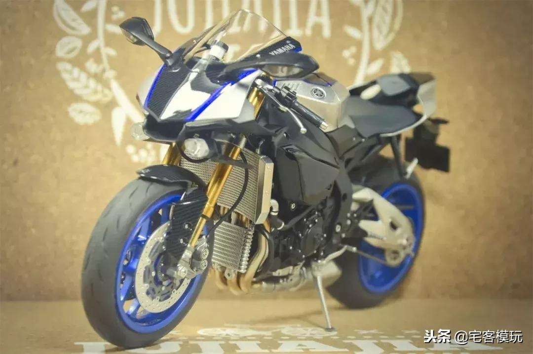 模型制作范例：田宫1:12雅马哈YZF-R1M,14133制作过程