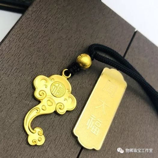 本命年戴什么首饰好龙年,本命年戴什么金饰品合适