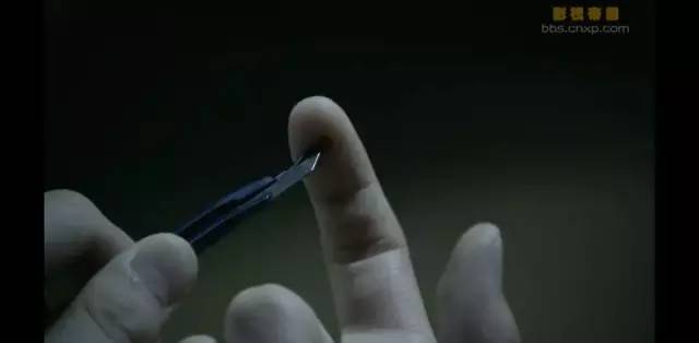 笤帚戳*体下**,血流不止、处女膜受损,8岁女童的校园之殇