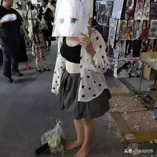 给你70万,拿一百万没有手机你愿意吗