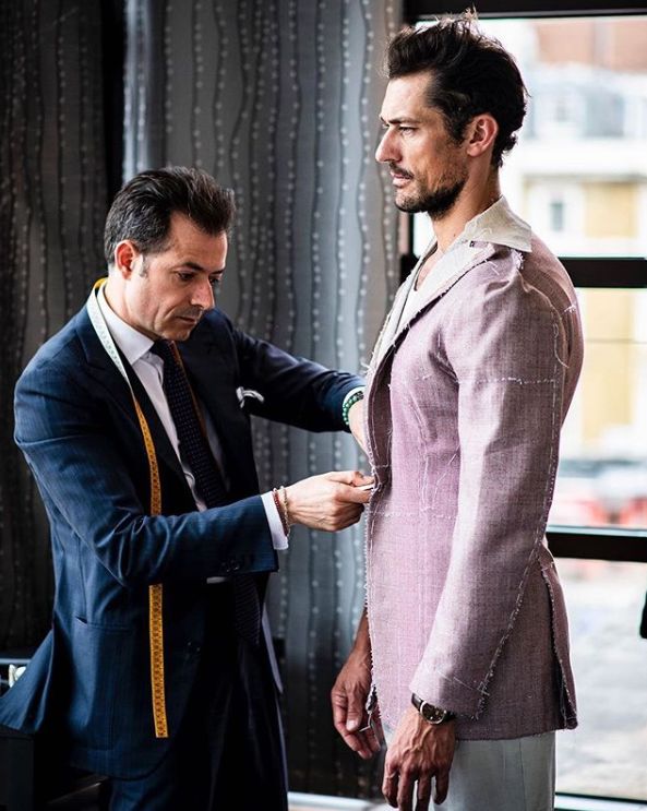 男生如何挑选自己的第一套西装,如何挑选合适自己的西装