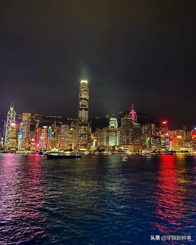 邓小巧相信一切是最好的安排,中国好声音邓小巧选择了哪位导师