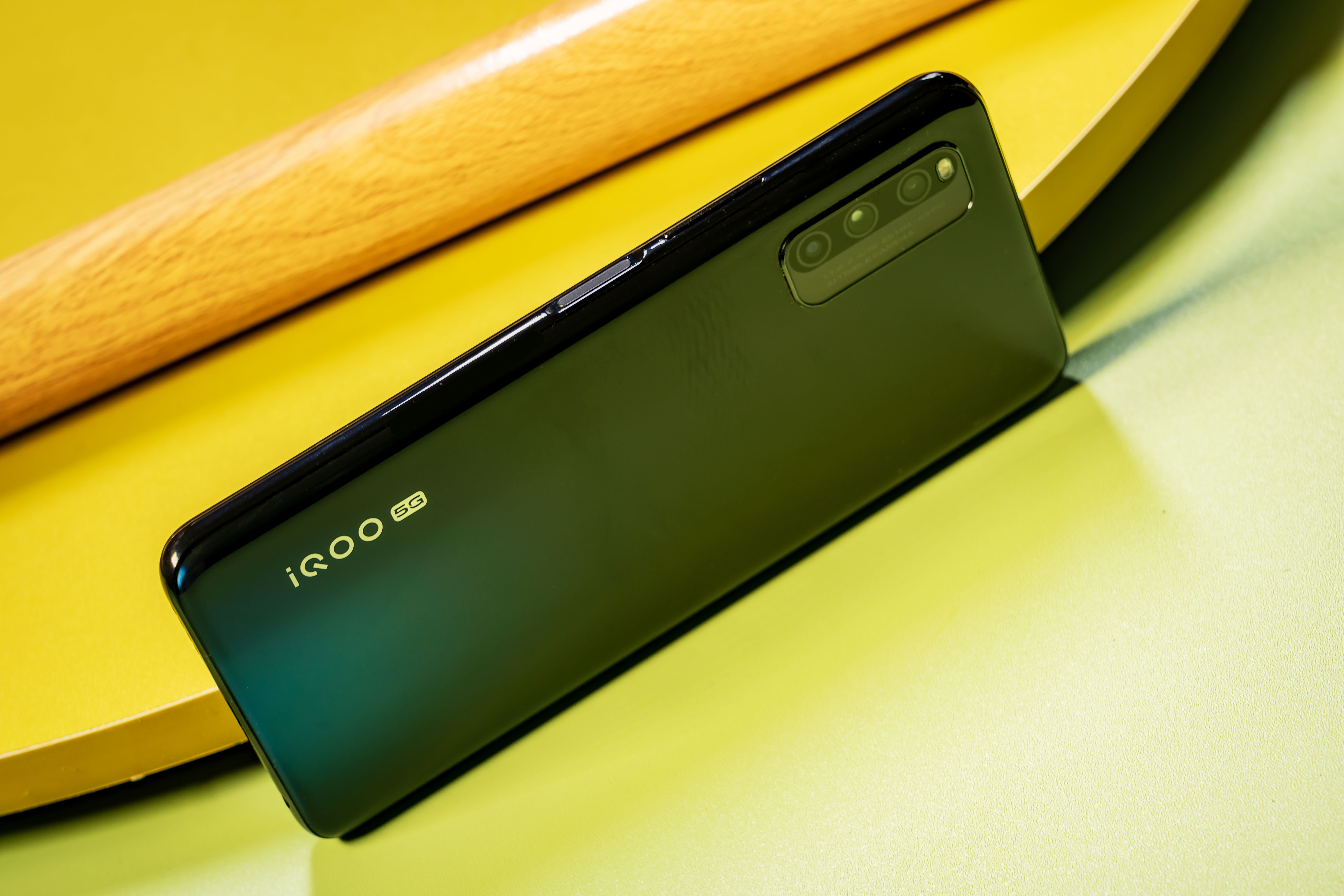 iqooz1还可以再战多少年,iqooz1新版本推送