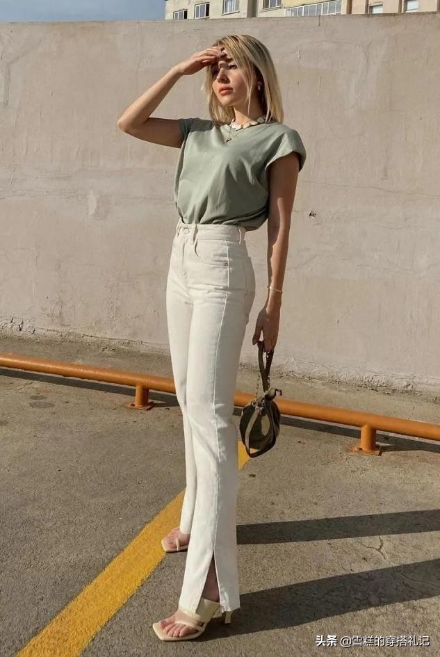 方头鞋才是今夏的最大惊喜,方头鞋显脚宽