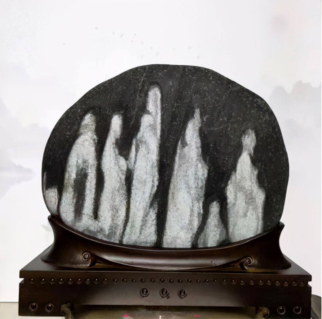 不瞒你说，这些石头你去了主人家里都未必能看到