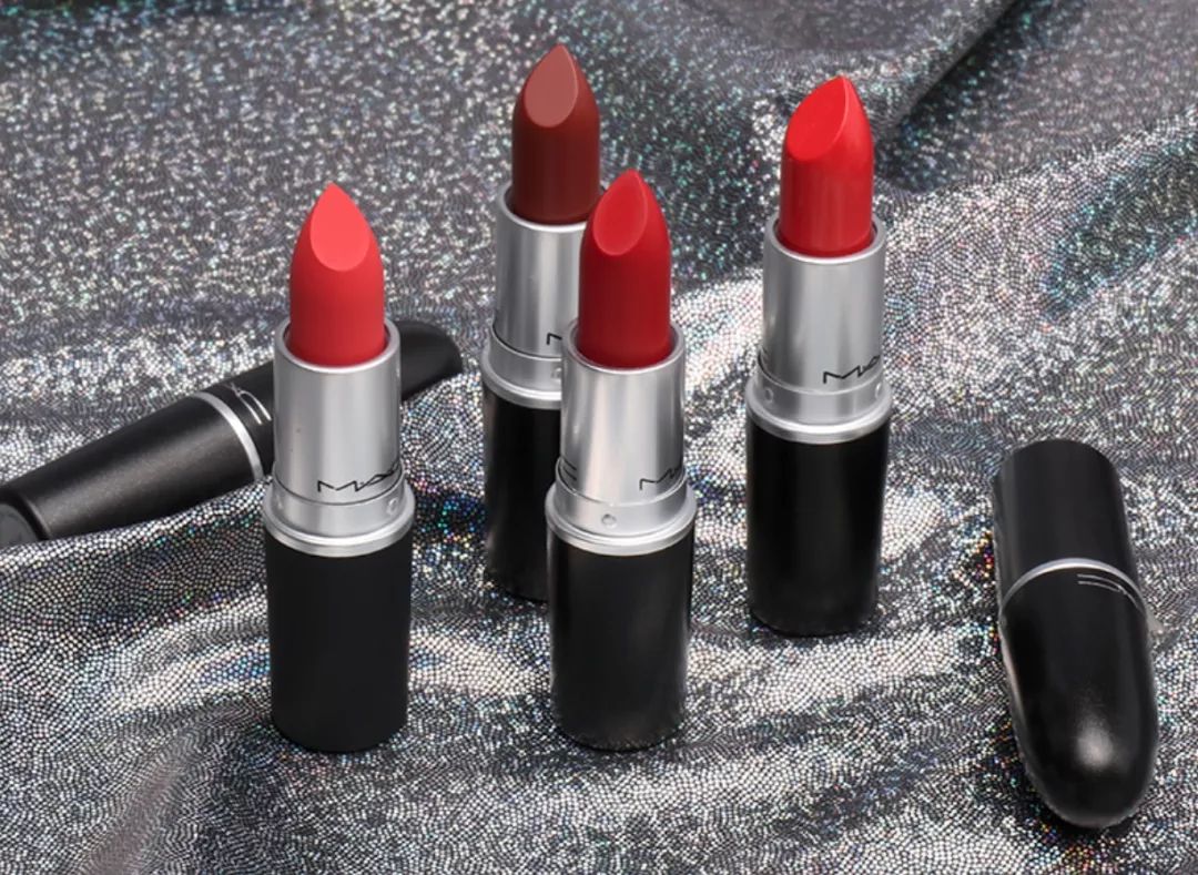 最近比较爆火的网红单品,推荐几款适合年轻人的网红产品