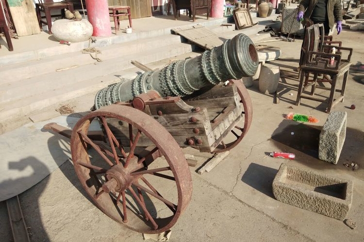 中国二手家具,旧货市场淘旧家具