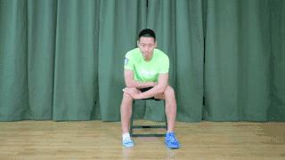 外八字脚会不会影响膝盖,跑步时八字脚产生原因及纠正方法