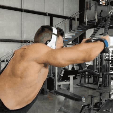 倒三角身材背部训练教程,怎样迅速练出倒三角形身材