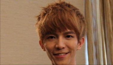 何炅录节目发飙愤然离场,何炅主持晚会失控落泪