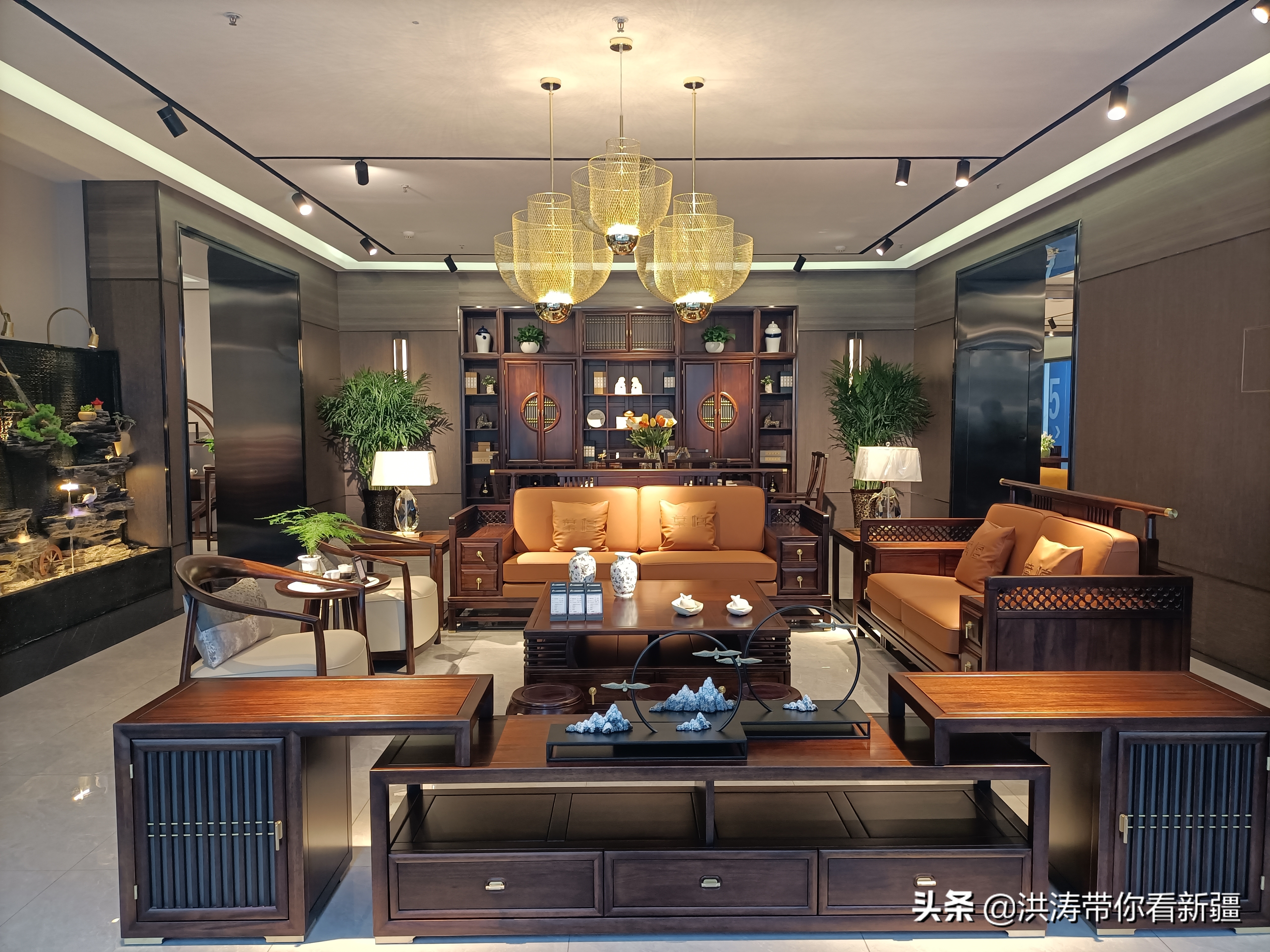 *疆新**伊犁河谷知名企业铸造“美好生活加速器”