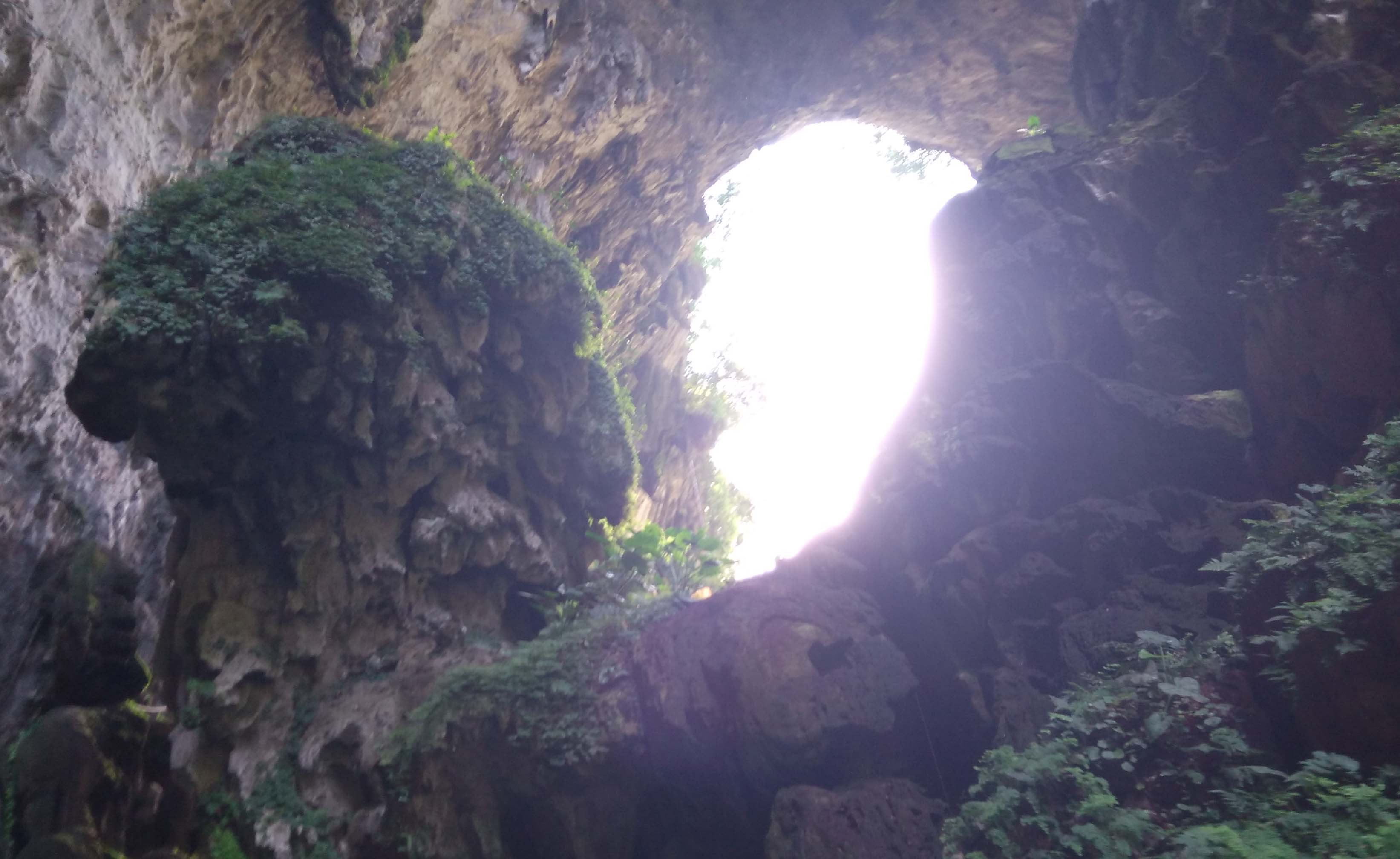 英德洞天仙境导览图,一日游英德宝晶宫