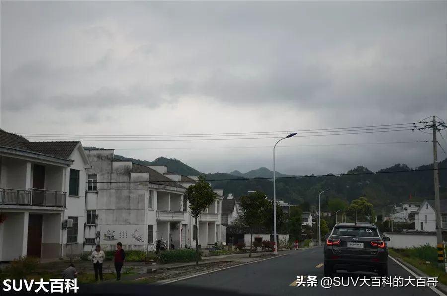 15款jeep指南者新车多少钱,15jeep指南者2.0落地多少