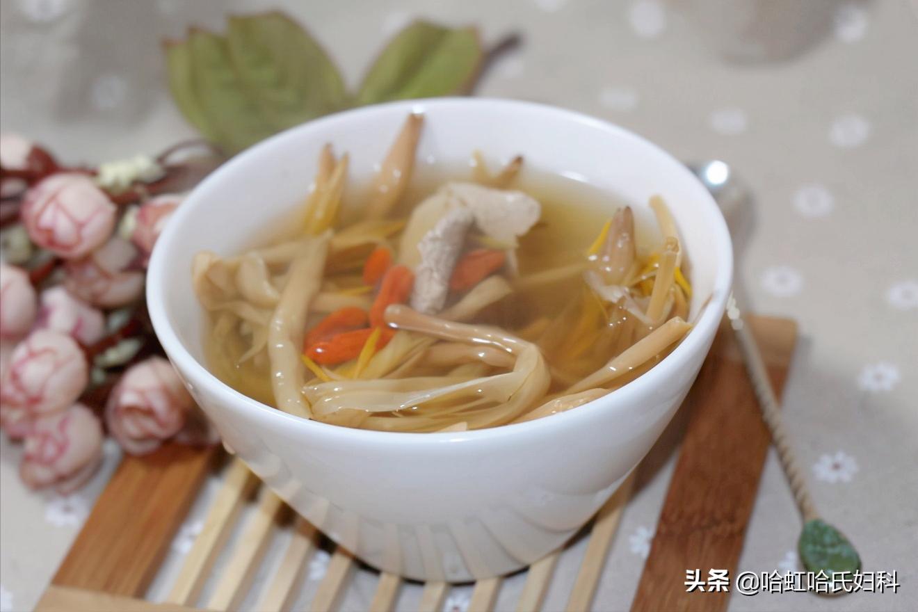 月经推迟月经量变少如何改善,经期量少提前是什么原因引起的