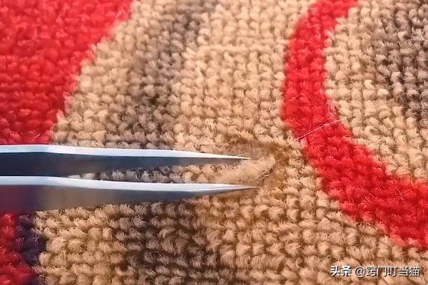 地毯被烟头烧了怎么处理,地毯被烟头弄烂怎样修复
